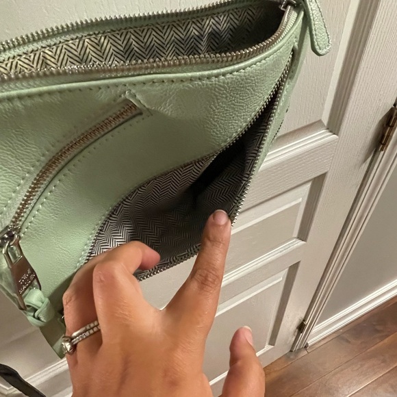 Super cute Steve Madden cross body in light green. Very lightly used. - Picture 2 of 5
